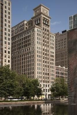 LARGE 1 BEDROOM LOFT STYLE CONDO WITH HARD TO FIND 12 FT. CEILING HEIGHT. THE 12TH FLOOR IS A UNIQUE FLOOR IN THIS BUILDING AS IT WAS ORIGINAL EXECUTIVE OFFICE LEVEL PRIOR TO BEING CONVERTED TO LUXURY CONDO LIVING. MAIN BATH HAS DOUBLE VANITY, MARBLE...