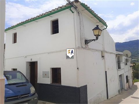 Situated in the centre of The Parque Natural de la Sierra Subbectica, a beautiful part of Andalucia in the village of Carcabuey in the province of Cordoba, Andalucia, Spain, this 144m2 build 3 to 4 bedroom corner Townhouse with a private garage is pr...