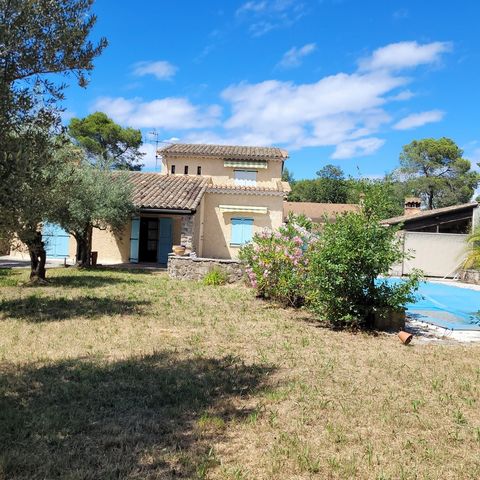 Dpt Gard (30), BOISSET GAUJAC à vendre très belle villa d'environ 195m² sur un terrain de 2333m² avec vue dans impasse securisée