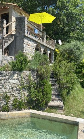 The agency Sunrise Real Estate presents for sale, just a few kilometers from the village of Peille, in the Grange du Rivet district, this stone house of about 31 m2 (destination garden sheds), nestled on a plot of 850m2 with access to spring water. Y...