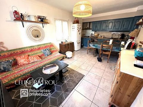 Céline PAYROU bietet Ihnen dieses traditionelle Dorfhaus von 70 m2 auf 3 Ebenen, das ein authentisches Wohnambiente im Herzen eines malerischen Dorfes bietet. Mit seinen 4 Zimmern, darunter 2 Schlafzimmer, ist es ideal für diejenigen, die den Charme ...