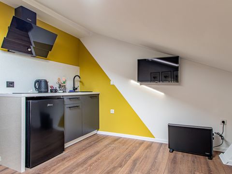 ★ Central Sofia Location: Heart of the city's vibrant life. ★ ★ Vitosha Boulevard: A leisurely 15-minute walk. ★ ★ Brand New & Modern Studio: Chic and comfortable living. ★ ★ High-Speed Wi-Fi & Smart TV: Stay connected and entertained. ★ ★ Compliment...