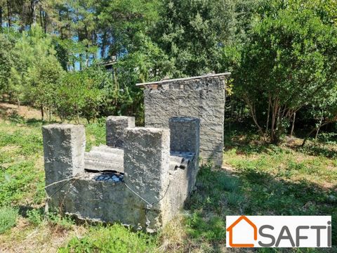 Safti offers you exclusively a superb building plot of 2553m² on the majority of 1780m². At a place called 