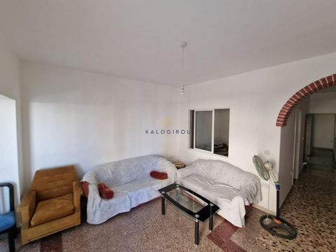 Located in Larnaca. Spacious, 2-bedroom apartment for sale in Chrysopolitissa area. Great location, easy access to all amenities, such as major supermarkets, Greek and English schools, are within close proximity. A short distance to Larnaca Town Cent...