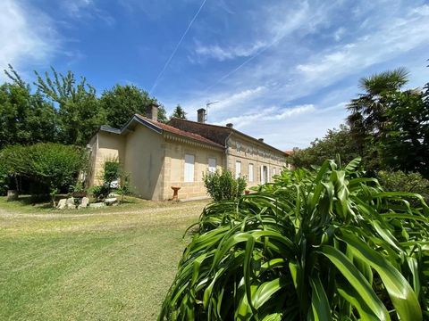 Contact Mr Sébastien GOYARD on Beautiful real estate complex comprising 2 habitable houses in the state, with outbuildings on a wooded park of more than 4.5 hectares. Bucolic setting, tranquility assured less than 5 minutes from the N10 access toward...