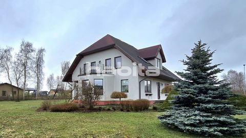 A great house in Katlakaln is waiting for its big family.Thanks to the proximity of the ring road, you can get to the capital in ten minutes.On the first floor, the living room is connected to a large kitchen area. The great room has a wood stove tha...