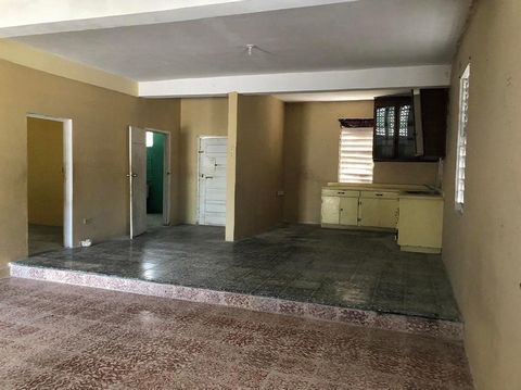 Are you still searching from a property in Belize or a home in Corozal Town Belize?  This is your opportunity to own a beautiful home!  Located on Port Saul Street in Corozal Town, this 1,200 sq. ft. home is situated less than 1 block from Philip Gol...