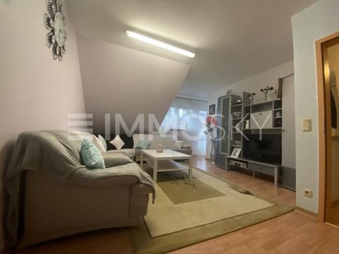 Experience living comfort at its best This attractive 2-room apartment, built in 1995, offers not only a central location in Asslar, but also a well thought-out living concept, a balcony and an included parking space. Property Highlights: 55 m² livin...