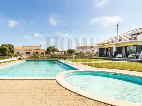 Come and see this stunning villa, located in a gated community in Meco, Sesimbra. The villa, spread over two floors, has a bright living room, with direct access to the garden and swimming pool. Several environments were created on the ground floor, ...