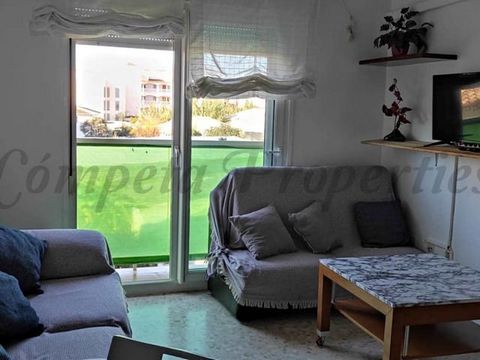 Holidays close to the sea! Two bedroom apartment very close to Morche beach. Enjoy a stay on the coast, with this fully equipped apartment for your stay. Open kitchen to the living room and two bedrooms, one with double bed and one with two single be...