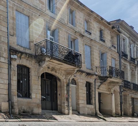 Dpt Gironde (33), à vendre BORDEAUX Chartrons, Loft Atelier de 170m2