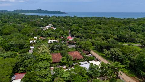 La Carolina #1, located in Brasilito, is your perfect getaway in the heart of Costa Rica's stunning Guanacaste region. This 980 sq ft condo features 2 cozy bedrooms, 2 bathrooms, an equipped kitchen for all your culinary needs, and an open area livin...