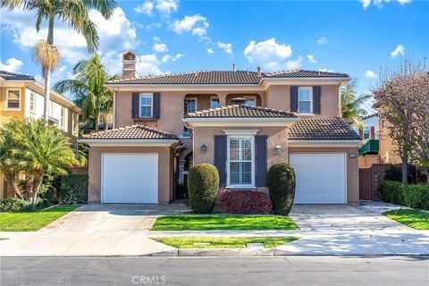 Discover the perfect blend of style, comfort, and functionality in this meticulously designed 3-bedroom, 2.5-bathroom home with a private casita. This contemporary residence offers a seamless living experience, combining high-end finishes with a thou...