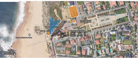 Land located in the prime area of Miramar. First line of the sea. Possibility of subdivision. Surrounding area: - Miramar Beach; - Senhor da Pedra Beach; - Praia da Sãozinha; - Alameda do Senhor da Pedra; - Bicycle path; - Arcozelo walkway; - Walkway...