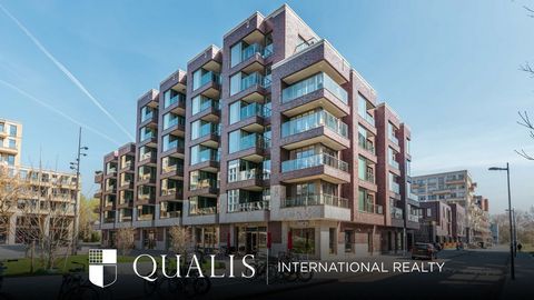 ---ENGLISH TRANSLATION BELOW--- Stijlvol wonen op topniveau – Exclusief 3-kamerappartement met lift, privéparkeerplaats met laadpaal, 3 balkons, 2 badkamers én complete inboedel. Luxe, licht en levenskwaliteit komen samen in dit adembenemend afgewerk...