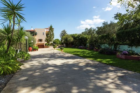This new apartment complex at the beginning of the quiet village of Prines just 5 km from Rethymno town. The fenced and beautiful garden of 4000 m2 with bbq, grill, parking lot, many olive trees, colorful and fragrant flowers and lush lawn where you ...