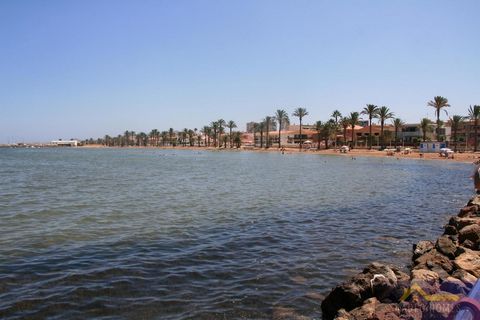 APARTMENT IN ISLAS MENORES, READY TO ENJOY! If you´re looking for the perfect vacation spot or an excellent investment near the sea, this apartment is for you! Located in Islas Menores, La Manga, on the first floor, just a few meters from the Mar Men...
