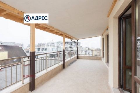 Sunny, two-bedroom apartment with spaciousness and panorama, located on Laurentiy Square. The property is BDS, with a bathroom and toilet and a wonderful terrace Center of Varna New building, with excellent common areas. Call now and quote this code ...