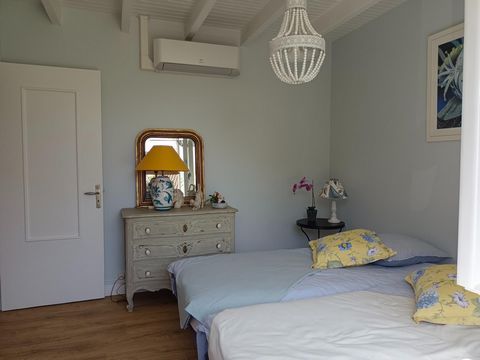 photo no. 12