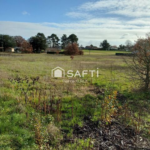 Beau terrain plat de 1554m2