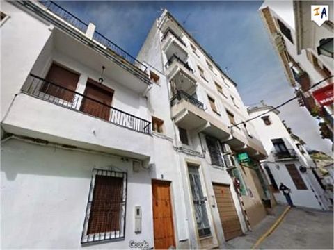 This 3-bedroom apartment is located in the centre of Iznájar in the Province of Cordoba, Andalucia, Spain, with all the local amenities nearby. Walking distance to the lake where you can go fishing, lay on the beautiful man made beach or enjoy many w...