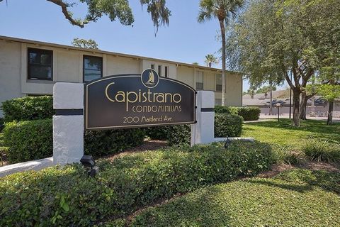 Come see this COZY & CHARMING well-maintained Condo. 1-bedroom, 1-bathroom with a Beautiful Pool view located near the chain of lakes - cedar vaulted ceilings - this condo is quaint and PERFECTLY located, giving you the lifestyle of Maitland while pr...