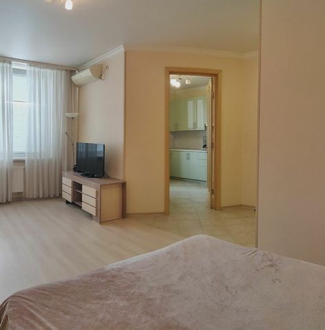 One-room apartment for rent for a long time. The apartment is newly renovated, has all the necessary appliances and furniture for a comfortable stay. Within walking distance of shops and pharmacies, hairdressers, places for walking. The neighbors are...