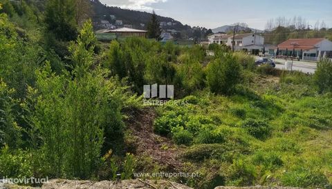 Sale of a land for construction with an area of 1409 m² in the parish of Lanhelas, in the municipality of Caminha. The land at the level of the municipal master plan of Caminha is inserted in an area designated as low density urban space type II. The...