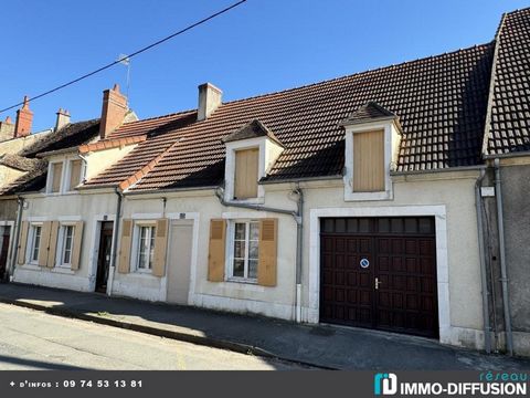 Mandate N°FRP159615 : House approximately 115 m2 including 8 room(s) - 4 bed-rooms - Garden : 1112 m2, Sight : Rue et jardin. Built in 1880 - Equipement annex : Garden, Cour *, Garage, double vitrage, cellier, Fireplace, combles, Cellar - chauffage :...