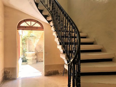 An elegant triple fronted unconverted townhouse situated in an urban conservation of Zebbug enjoying various features including Maltese patterned tiles and a traditional wooden balcony. The property has a welcoming hallway with two sizeable rooms on ...