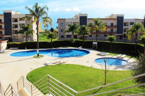 Beautiful 1-bedroom flat located near Marina de Lagos, featuring a swimming pool and all amenities. An attractive option for individuals or couples looking for a comfortable and well-equipped living space. If you have any specific questions or if the...