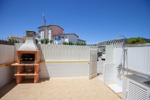 Amazing house near the beach with barbecue and outdoor shower