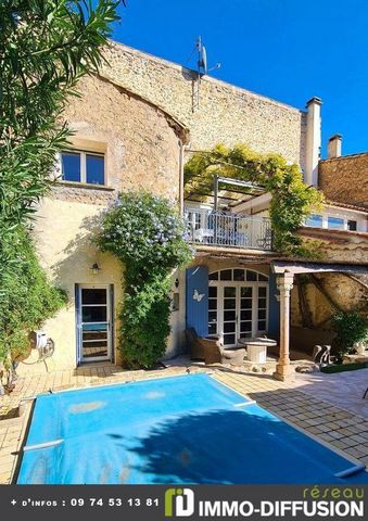 Mandate N°FRP157461 : House approximately 278 m2 including 10 room(s) - 5 bed-rooms - Garden : 92 m2, Sight : Rue et jardin. Built in 1940 - Equipement annex : Garden, Cour *, Terrace, Garage, parking, double vitrage, piscine, cellier, Fireplace, and...