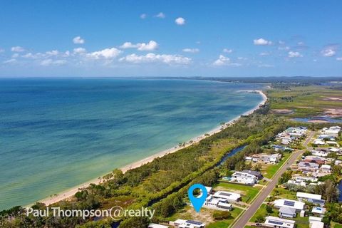 - Titled, ready to build on, - Walk to the beach in 5 minutes, - fully serviced - water, power and sewer, - 930m2, 30m wide frontage, - Free from developer covenants or easements, - Potential duplex / dual occupancy / secondary dwelling site subject ...