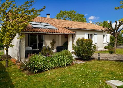Dpt Deux Sèvres (79), à vendre Aiffres maison P7 de 175 m² - Terrain de 1 903,00 m² -