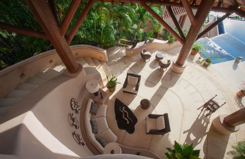 Experience the serenity of Casa El Conde: your dream home in Zihuatanejo Enter the enchanting world of Casa El Conde, an exquisite residence located within the prestigious gated community of Monte Cristo in charming Zihuatanejo. With its idyllic loca...