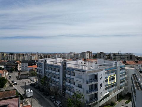 2 bedroom apartment with garage and common terrace with sea views - Buarcos, Figueira da Foz Discover this distinctive 2 bedroom apartment, located on the second floor of a building in Buarcos, which offers a communal terrace at the top of the buildi...