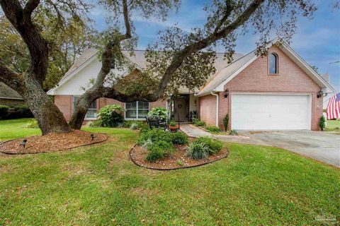 MUST SEE!!!! This beautiful property is located between Eglin AFB and Destin Beaches. This amazing all brick home is in a gated community and it is situated on the 18th fairway of the Shalimar Pointe Golf course. Come enjoy Golf and Tennis!! The upgr...