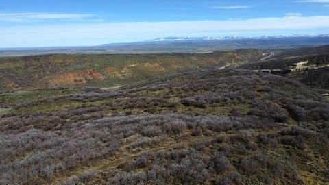 Introducing Spring Valley Ranch, a mid elevation ranch conveniently located less than 10 minutes from Hayden and the Yampa Valley Regional Airport. The ranch has year-round access from nearly 1 mile of paved county road frontage and has power availab...