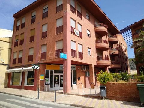 ¿Buscas plaza de garaje en Náquera? Nosotros la tenemos. Excelente oportunidad de adquirir una plaza de garaje ubicado en un edificio residencial en la localidad de Náquera (Valencia). Dispone de buenos accesos, maniobrabilidad y está bien comunicado...