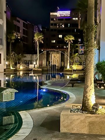 Descubre este precioso apartamento de 28m2 en Patong, Phuket, Tailandia. Ubicado en una residencia segura, este apartamento ofrece un ambiente de vida agradable y moderno. Características del apartamento: - Superficie: 28m2 - Precio: 2,3 millones de ...