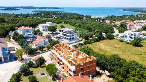 Location: Istarska županija, Pula, Štinjan. Istria, Štinjan A small town located between Pula and Fažana. The location is well connected by traffic and the sea is only 600m from the apartment. All necessary facilities are located in the immediate vic...