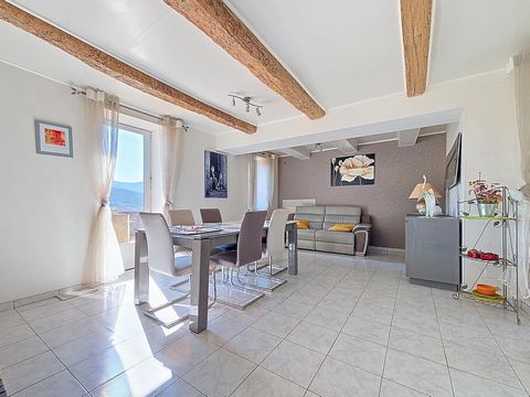 Maison de village en pierre avec terrasse panoramique et jardin – Le Bousquet-d'Orb
