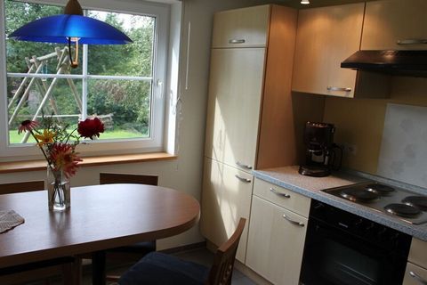 Hallo Liebe Gäste. Wir heißen Sie herzlich willkommen in der Nordeifel. Die Ferienwohnung liegt in einer sehr schönen ruhigen Wohnlage mit Blick ins Schleidener Tal im Ortsteil Oberhausen. Sie hat 1 Schlafzimmer, 1 Wohnzimmer mit 2 Schlafcouches und ...