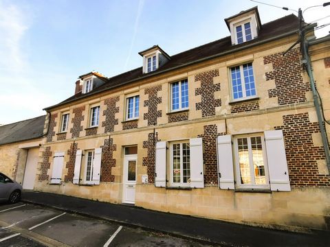 Dans un village de charme: superbe propriété à 5 mn de l' A1