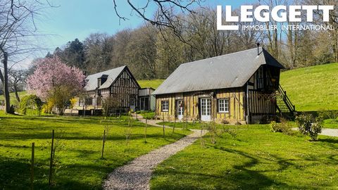 A35312YAL61 - In the heart of the hilly side of Normandy, this beautiful property is set in a gorgeous rural location, not far from Camembert and the market town of Vimoutiers with all amenities. Comprising two beautifully renovated timber-framed cot...