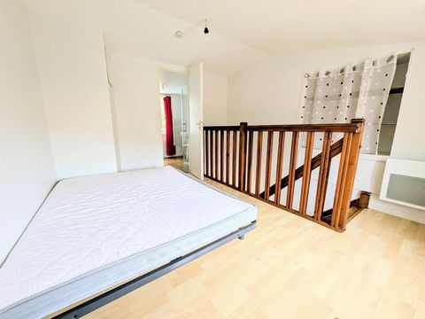 T2 en duplex de 26 m² – Port-Saint-Père