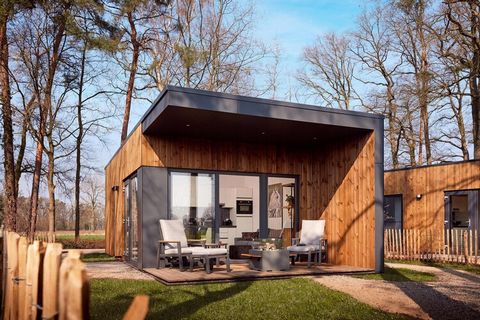 Vakantievilla Amalia 2 Vakantievilla Amalia 2 beschikt over een knusse woonkamer met een open keuken. De keuken is volledig ingericht en voorzien van een koelkast met vriesvak, vaatwasser, inductiekookplaat, oven/magnetron en een Nespresso-apparaat. ...