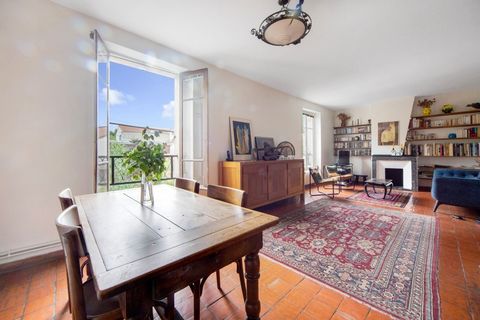 A 3 mn à pied du métro Mairie de Montreuil (L9)-A vendre Charmante maison avec jardin, terrasse - 6 chambres - cave