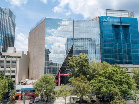 This building has a prime location. One of the largest avenues and well know, this beautiful modern building is locate on a prestigious neighboorhood.  11 floors. ○ Height: 3 - 5 meters. ○ Parking 223 available on 7 floors of basement. ○ 2 elevators ...